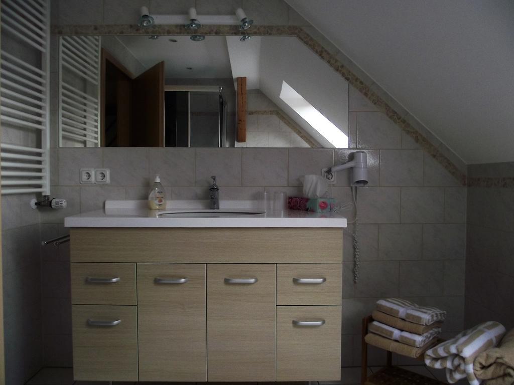 Ferienhaus Schneiders Kröv Εξωτερικό φωτογραφία